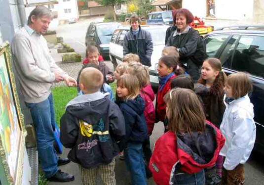 Besuch im Atelier im Farrenstall Kindergarten Dossenbach 2004